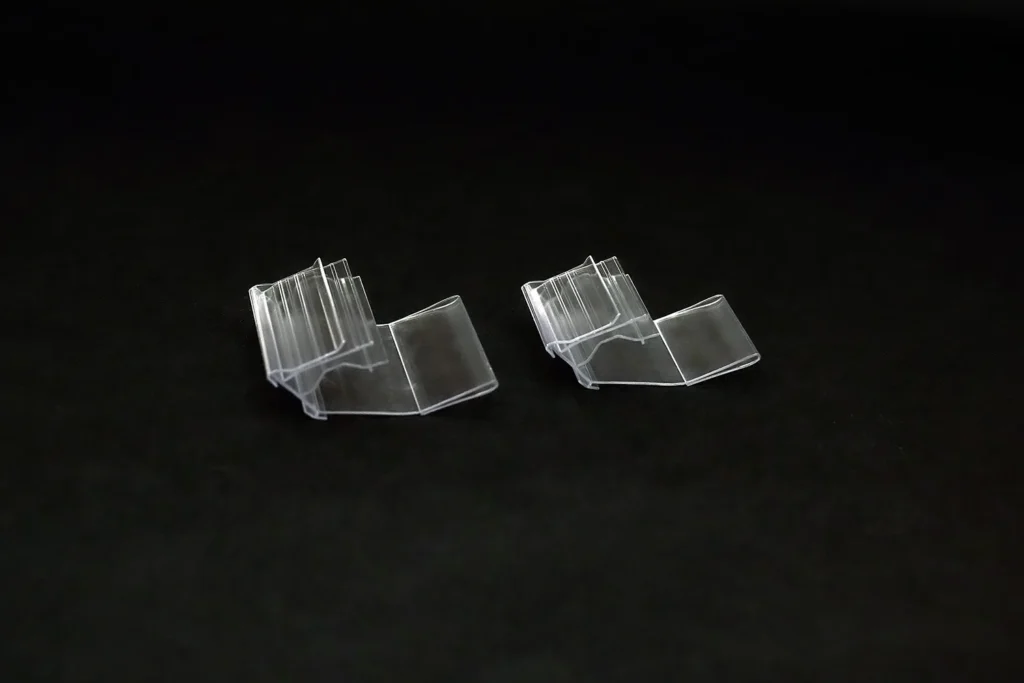 前面パーツ（ディスプレイ・押出成形事例） - 株式会社タイセイ