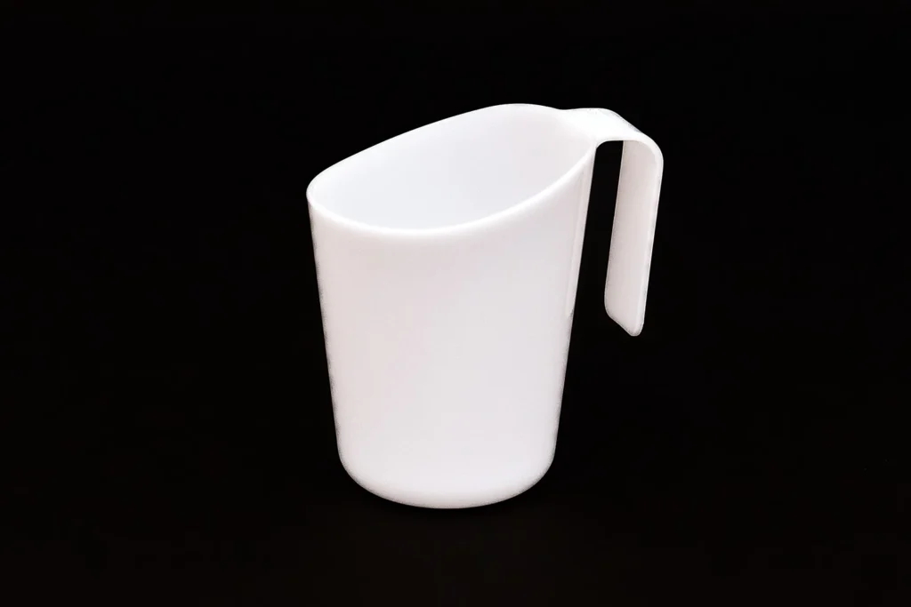 カップ（ディスプレイ・射出成形事例） - 株式会社タイセイ