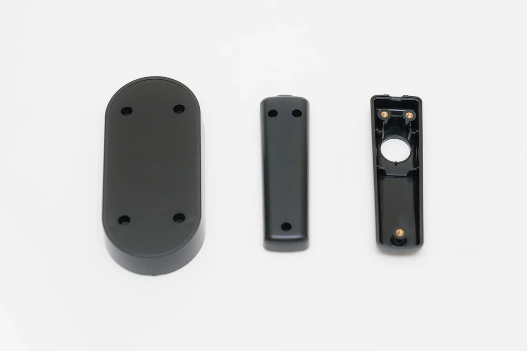 プリクラ機用パーツ（アミューズメント・射出成形事例） - 株式会社タイセイ