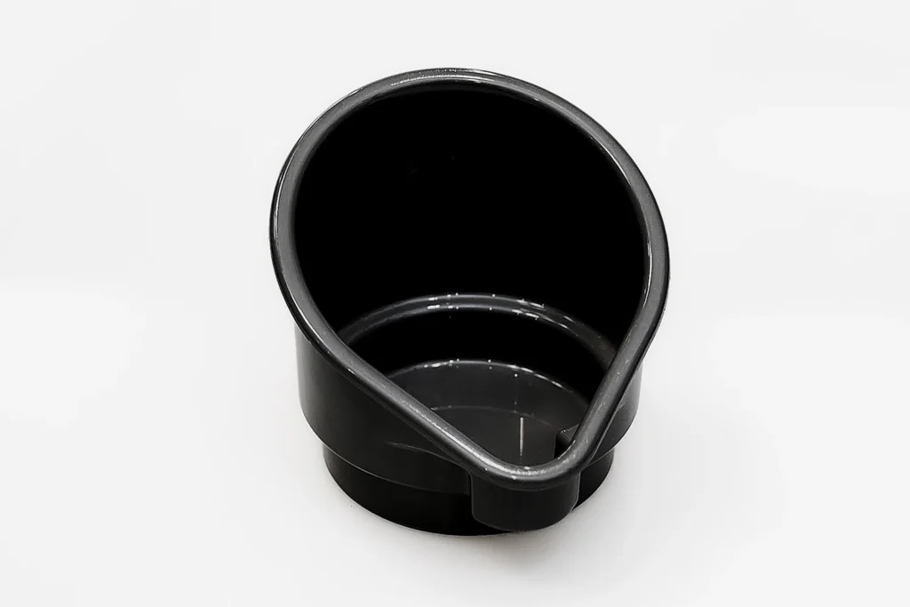 ドリンクホルダー（航空機・射出成形事例） - 株式会社タイセイ