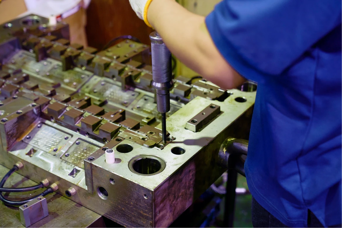 金型制作工程風景