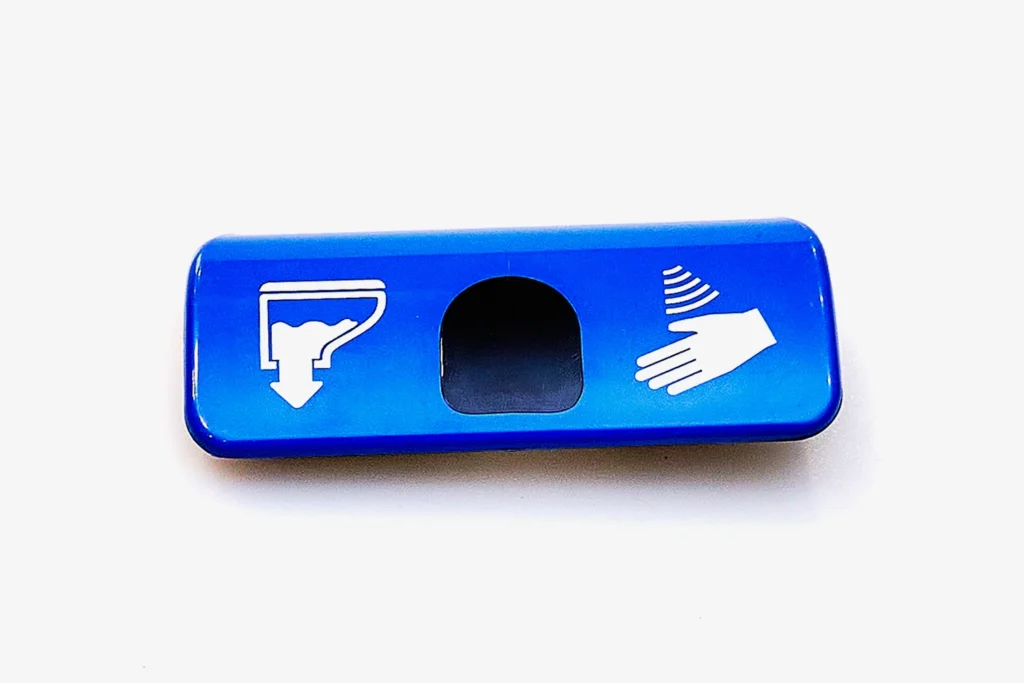 センサーカバー（航空機・射出成形事例） - 株式会社タイセイ